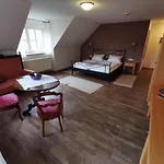 Sankt Urban Pensjonat 4*
